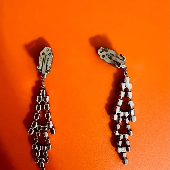 Elegant Vintage Silver Crystal Drop Earrings clips - Picture 3 of 3